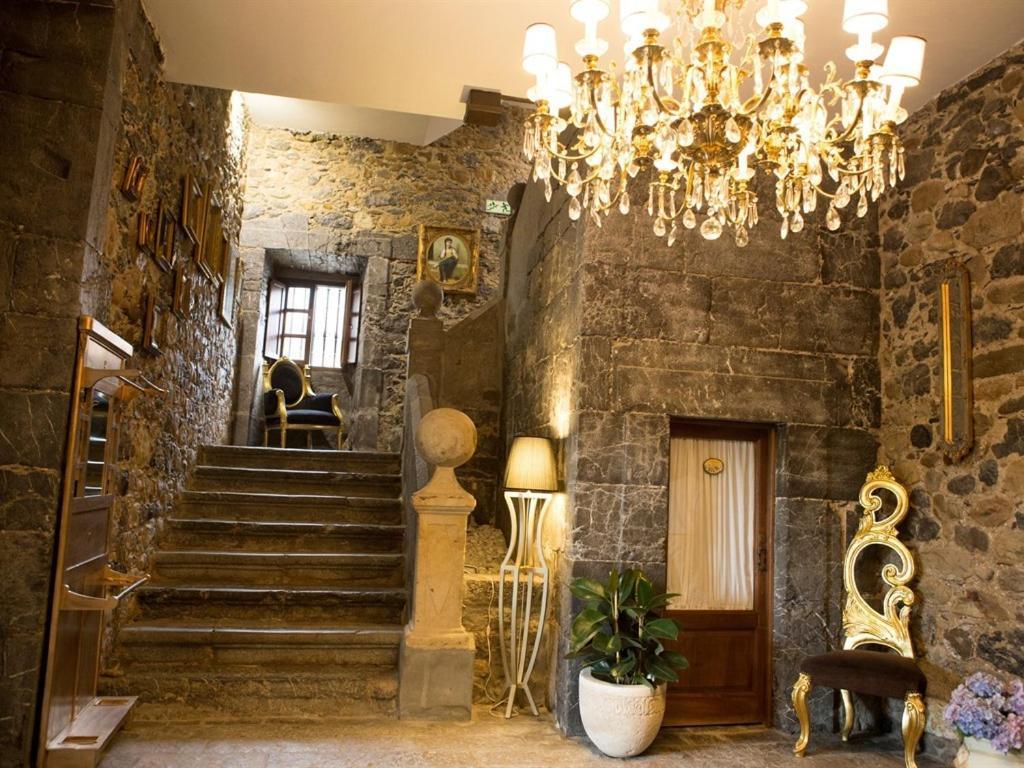 Akla Hotel Palacio Torre De Ruesga Calseca 외부 사진