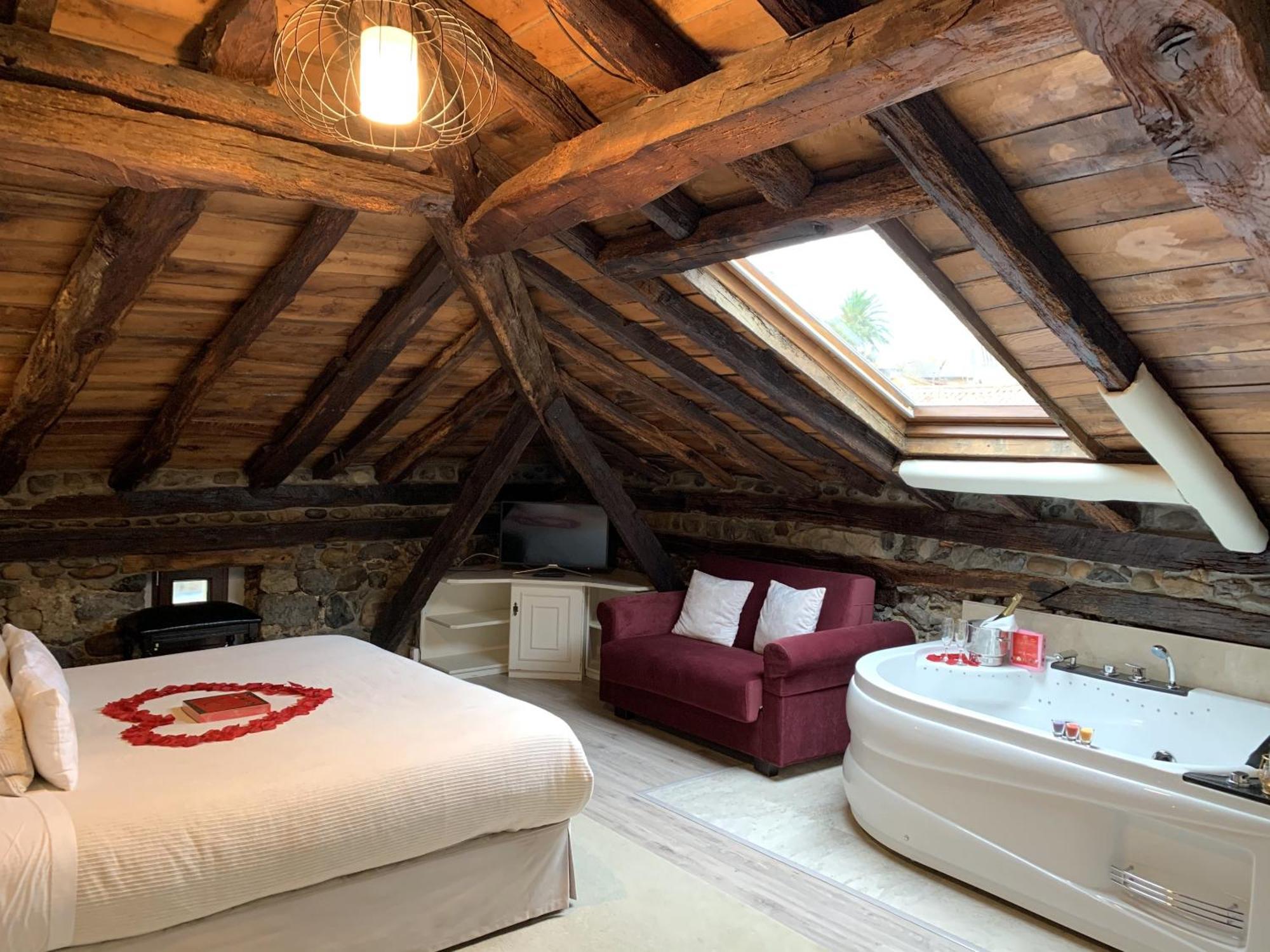 Akla Hotel Palacio Torre De Ruesga Calseca 외부 사진