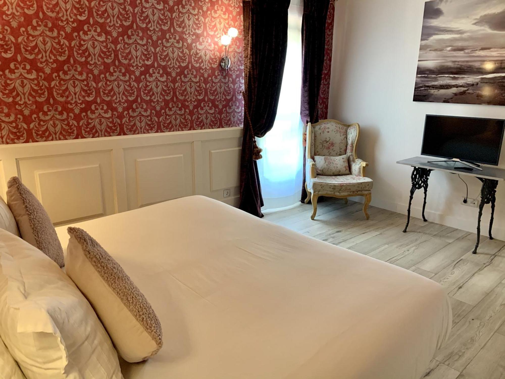 Akla Hotel Palacio Torre De Ruesga Calseca 객실 사진